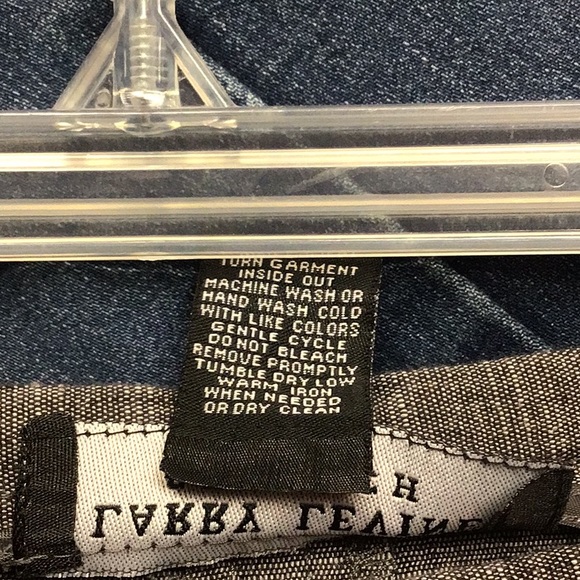 LARRY LEVINE women’s flared skirt sz 10 Dark dark gray/ light black - Picture 4 of 7